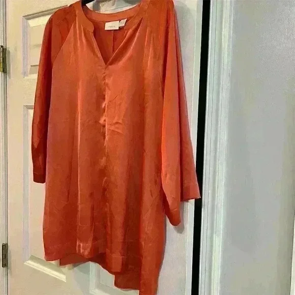 Chico's Women's Orange V-Neck 3/4 Sleeve Tunic Top Size 2 Casual - Picture 2 of 6
